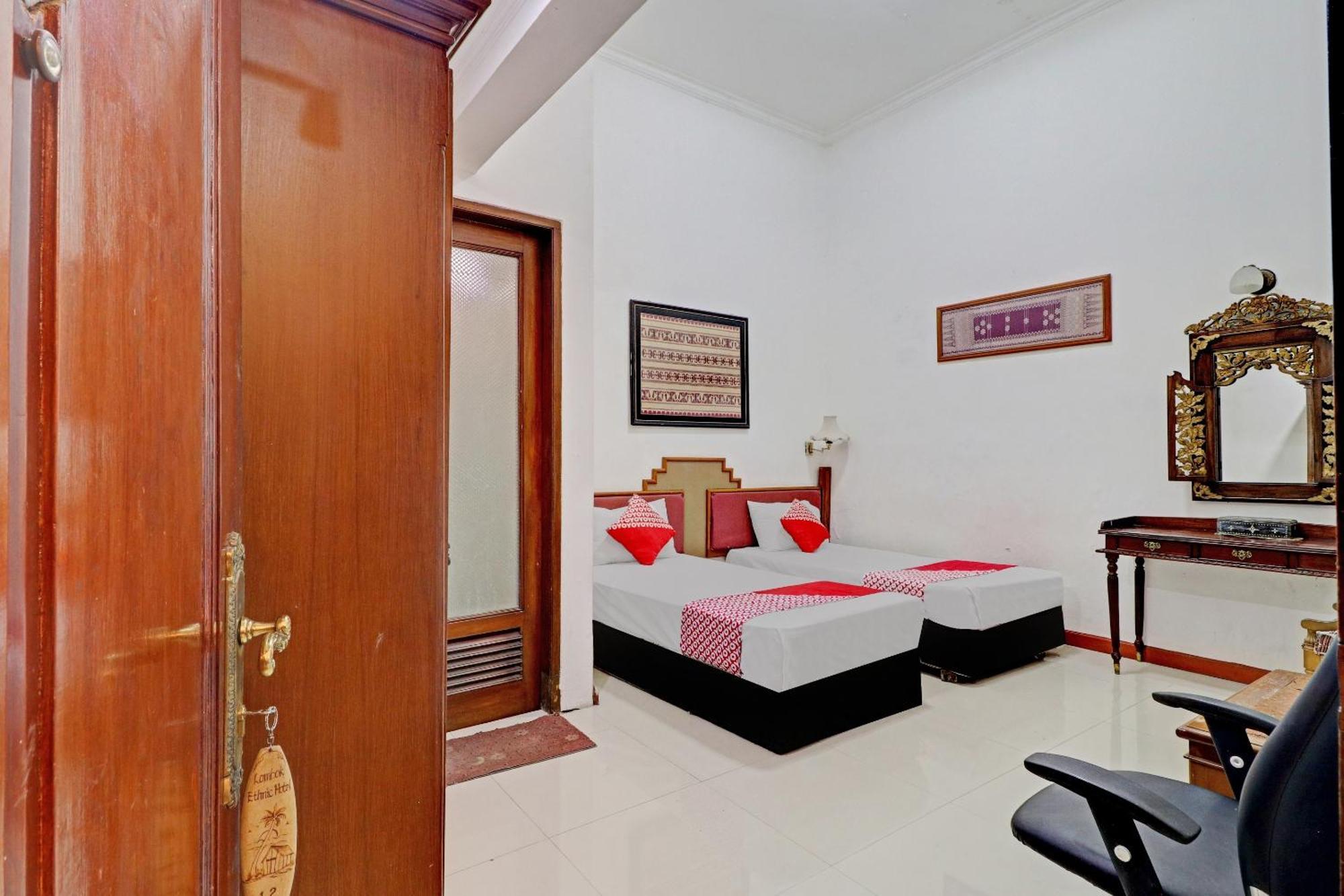 Hotel O Bandung Near Stadion Siliwangi Formerly The Ethnic Hotel Bandung Exterior foto